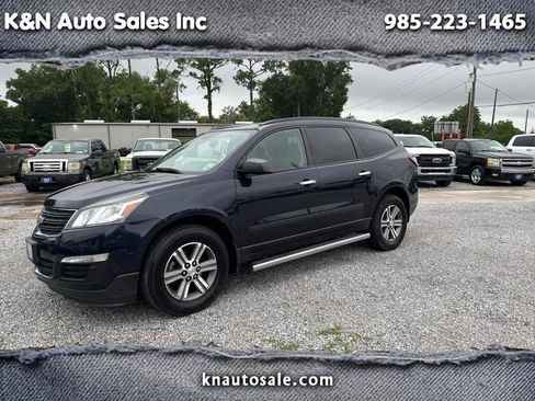 Used 2017 Chevrolet Traverse LS FWD image 1