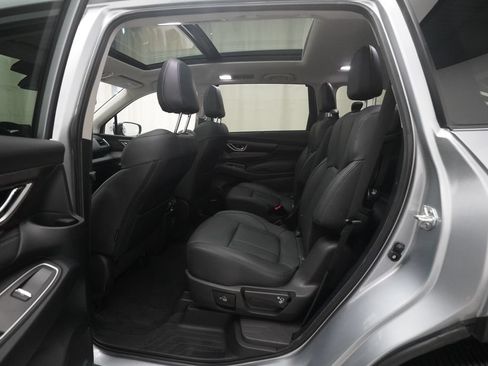 Used 2026 Subaru Ascent Touring AWD/4WD image 16