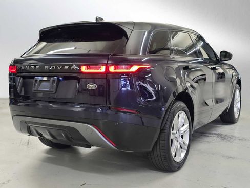 Certified 2023 Land Rover Range Rover Velar R-Dynamic S image 5