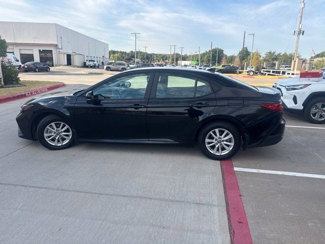 Used 2025 Toyota Camry LE w/ Convenience Package FWD image 6