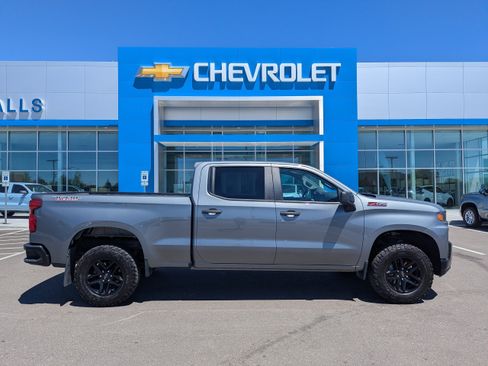 Certified 2020 Chevrolet Silverado 1500 Custom Trail Boss w/ Custom Convenience Package AWD/4WD image 33