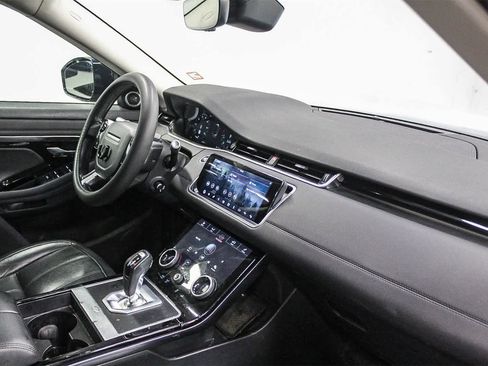 Used 2020 Land Rover Range Rover Evoque SE image 17
