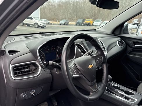Used 2024 Chevrolet Equinox LT image 12