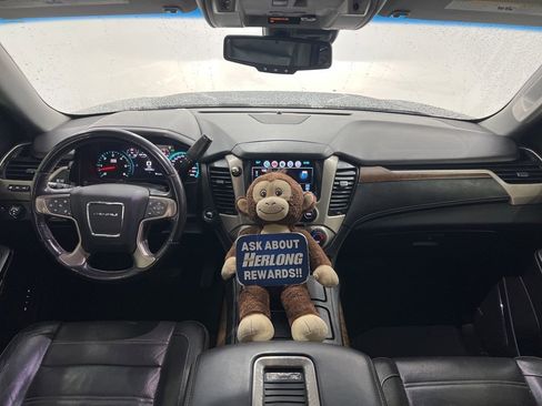 Used 2018 GMC Yukon Denali w/ Denali Ultimate Package image 18