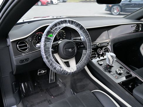 Used 2025 Bentley Continental GT Speed image 16