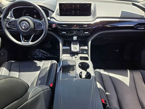 Certified 2023 Acura MDX FWD w/ Technology Package image 12