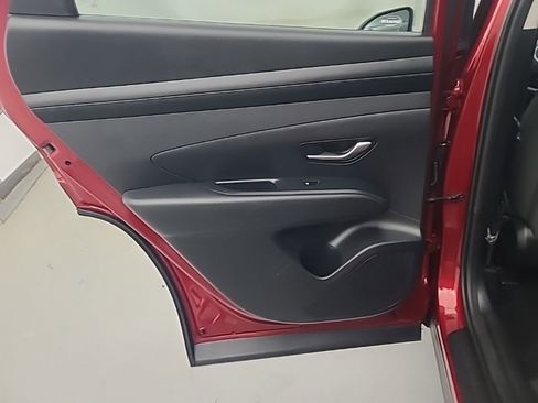 Used 2025 Hyundai Tucson SEL image 19