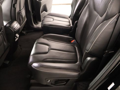 Used 2023 Hyundai Palisade Calligraphy image 13