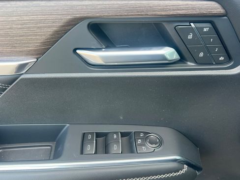 New 2026 GMC Acadia Denali image 8