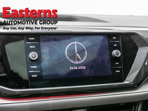 Used 2023 Volkswagen Taos SEL AWD/4WD image 19