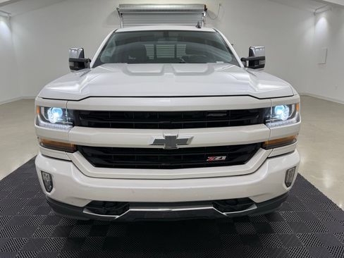 Used 2018 Chevrolet Silverado 1500 LT w/ All Star Edition AWD/4WD image 2