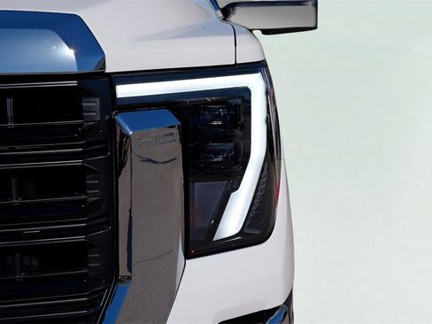 Certified 2024 GMC Sierra 2500 Pro image 22