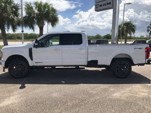 Used 2024 Ford F350 Lariat w/ Sport Appearance Package image 4