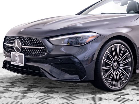 Used 2025 Mercedes-Benz CLE 300 4MATIC Cabriolet w/ Night Package image 38