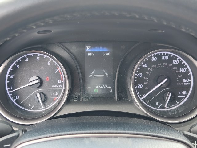 Used 2023 Toyota Camry SE FWD image 11