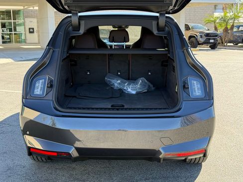 Used 2026 BMW iX xDrive60 image 17