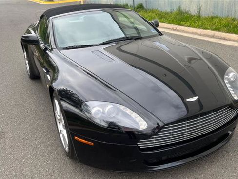 Used 2008 Aston Martin V8 Vantage Roadster RWD image 17