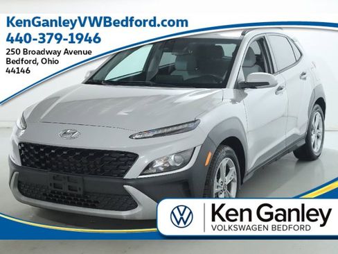 Used 2022 Hyundai Kona SEL image 1