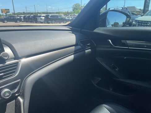 Used 2021 Honda Accord Sport image 21