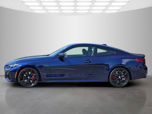 Used 2026 BMW 430i Coupe w/ M Sport Package image 3