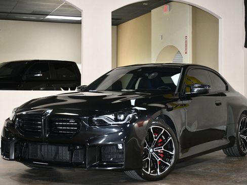 Used 2023 BMW M2 w/ Lighting Package image 4