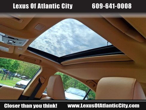Certified 2024 Lexus ES 350 w/ Premium Package FWD image 14