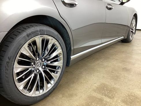 Used 2019 Lexus LS 500 AWD w/ Interior Upgrade Package image 9