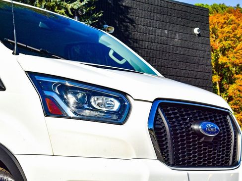 Used 2023 Ford Transit 350 XLT image 6