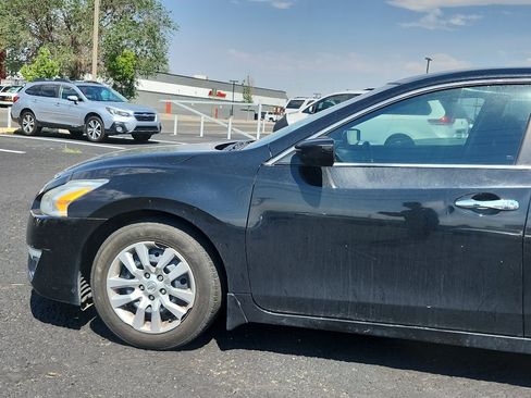 Used 2015 Nissan Altima 2.5 S w/ Power Driver Seat Package FWD image 10