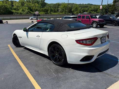 Used 2018 Maserati GranTurismo Sport RWD image 5