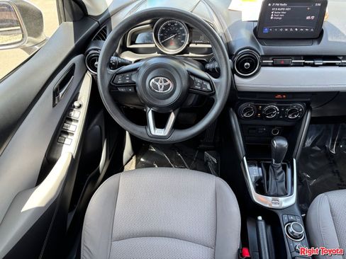 Certified 2020 Toyota Yaris LE FWD image 16