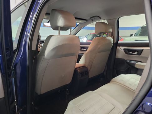 Used 2019 Honda CR-V LX image 12