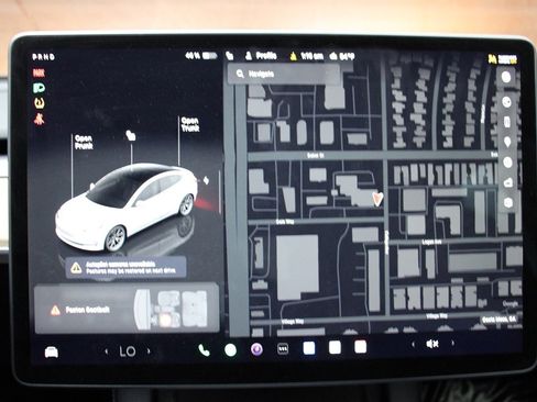 Used 2023 Tesla Model 3 Standard Range image 7