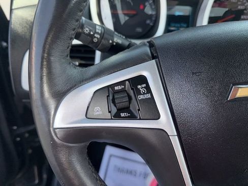 Used 2017 Chevrolet Equinox Premier w/ Enhanced Convenience Package AWD/4WD image 15