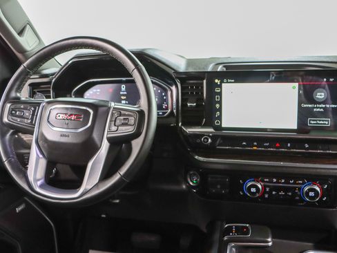 Used 2023 GMC Sierra 1500 Elevation w/ Preferred Package AWD/4WD image 17