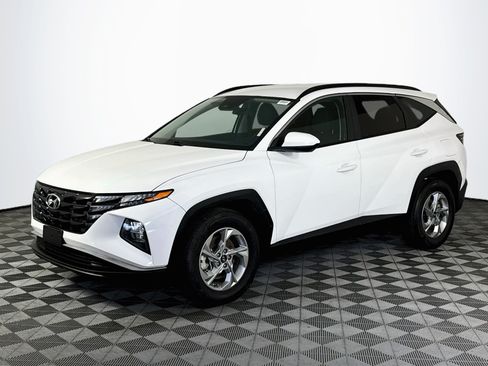 Used 2024 Hyundai Tucson SEL FWD image 4