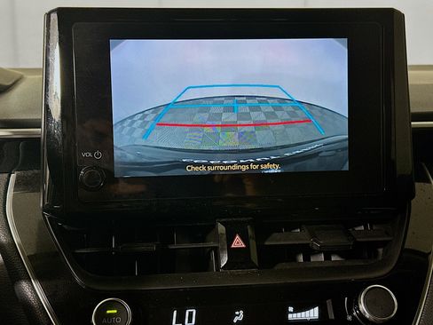 Used 2024 Toyota Corolla LE FWD image 24