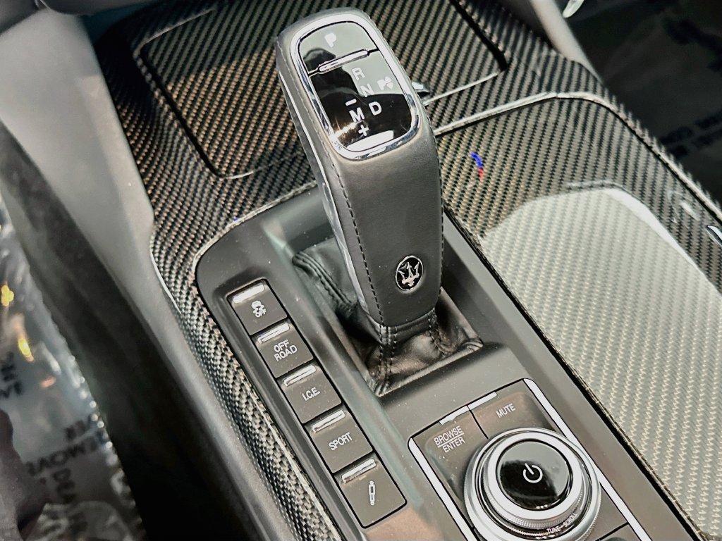 Used 2022 Maserati Levante F Tributo AWD/4WD image 19