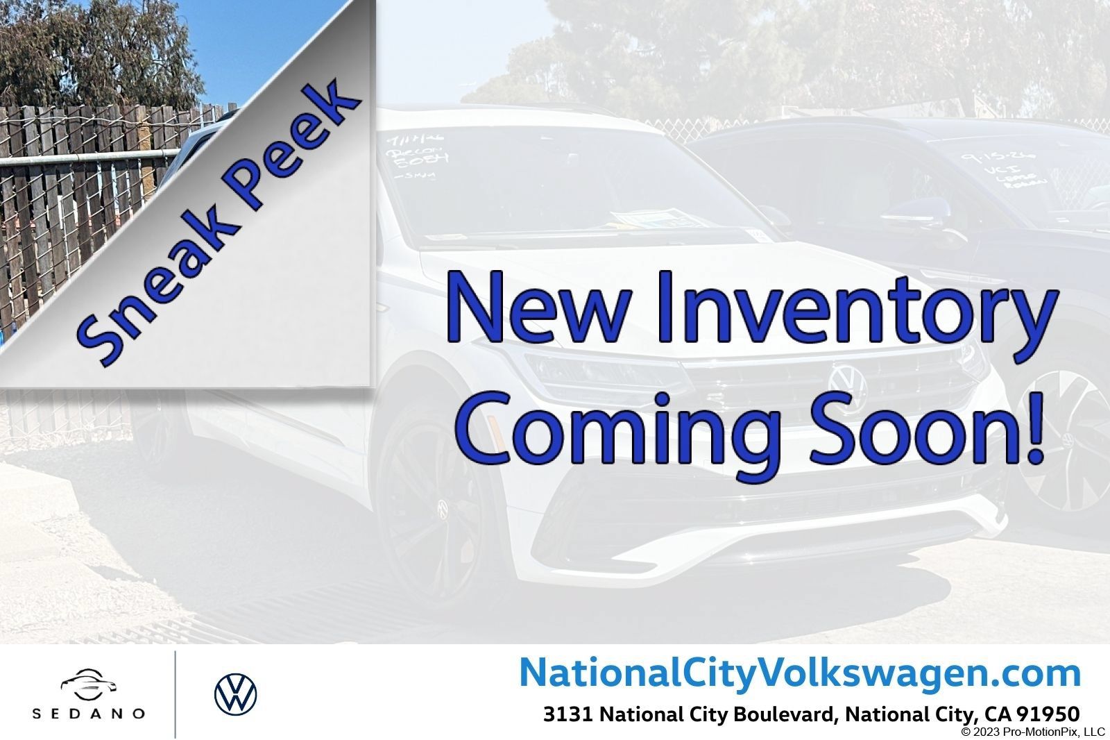 Used 2024 Volkswagen Tiguan SE R-Line FWD image 1