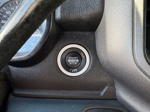 Used 2022 RAM 5500 Tradesman w/ Chrome Appearance Group image 21