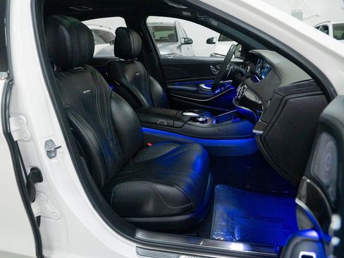 Used 2018 Mercedes-Benz S 63 AMG 4MATIC Sedan image 36