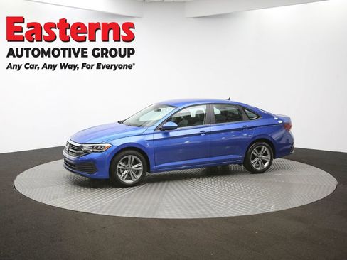 Used 2024 Volkswagen Jetta SE image 55