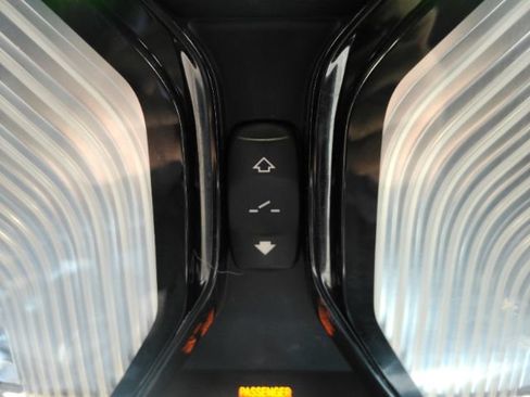 Used 2023 BMW i4 eDrive40 RWD image 56