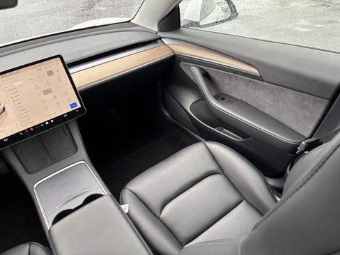 Used 2022 Tesla Model 3 Long Range AWD/4WD image 20