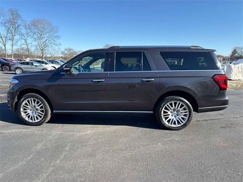 Used 2024 Ford Expedition Max Limited image 8