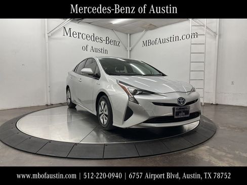 Used 2017 Toyota Prius Four w/ Advanced Technology Package FWD image 1