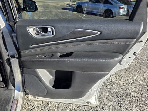 Used 2019 INFINITI QX60 Luxe FWD image 14