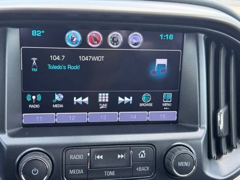 Used 2017 Chevrolet Colorado Z71 AWD/4WD image 29