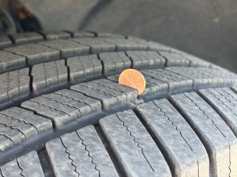 Used 2021 Chevrolet Silverado 1500 LTZ w/ LTZ Premium Package image 14