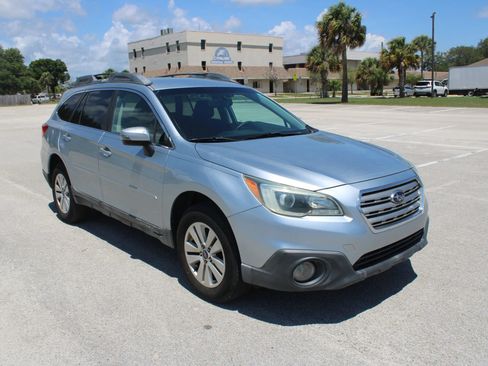Used 2016 Subaru Outback 2.5i Premium AWD/4WD image 20